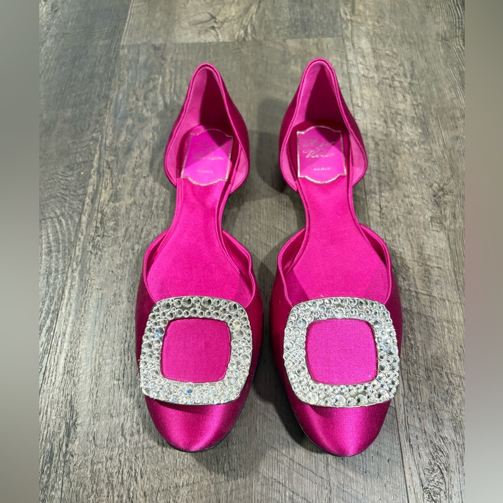 ROGER VIVIER Chips Strass Silk Ballerina Flats